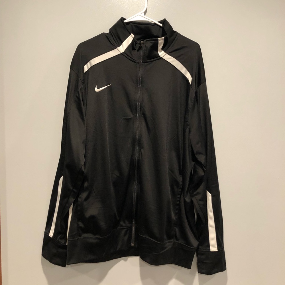 nike full zip XL